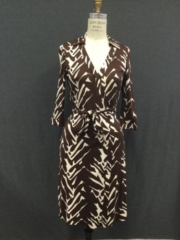 DVF, Brown, White, Silk, Abstract , Wrap Dress, 3/4 Sleeve, Collar Attached, Self Attached Belt, 1 Snap Front, Knee Length