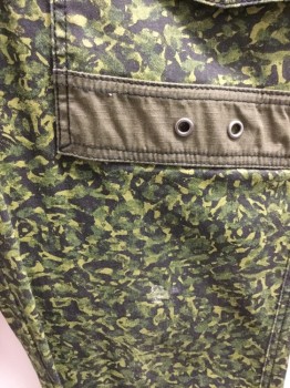 LRG CLOTHING , Green, Dk Gray, Black, Cotton, Spandex, Camouflage, Zip Fly, 4 Pockets + 1 Flap Pocket, *** Couple of White Paint Stains Front*