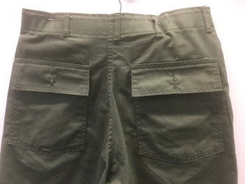 Mens, Shorts, N/L, Olive Green, Poly/Cotton, Solid, W:31, Twill, Zip Fly, 4 Pockets, Belt Loops, 5.5" Inseam, Military Surplus