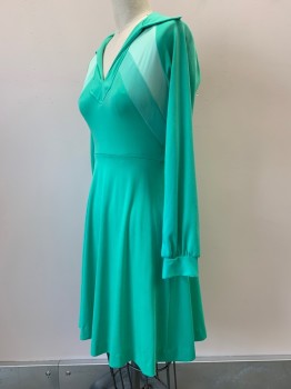 Womens, 1970s Vintage, Dress, NO LABEL, Sea Foam Green, Mint Green, Lt Green, Polyester, Color Blocking, W26, B34, L/S, V Neck, Collar Attached, Flared Bottom, Back Zipper, Made To Order,