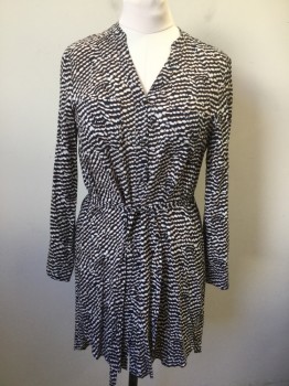 Womens, Dress, Long & 3/4 Sleeve, ELLA SANDERS , Navy Blue, White, Rust Orange, Rayon, Abstract , M, Navy with White Abstract Ovals/Blobs in Horizontal Pattern with Rust Accents, Long Sleeve Button Front Shirt Dress, Band Collar with Notch/V Center, 2 Patch Pockets, Knee Length, **2 Piece with Matching Self Fabric Sash BELT