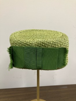 GENE DORIS, Pillbox Hat, Green With Bow, Basket Weave