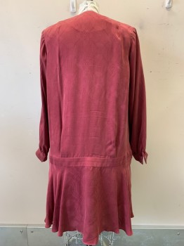 Womens, 1920s Vintage, Piece 1, NO LABEL, Rose Pink, Polyester, Cotton, Abstract , 44, Plus Size Dress Cardigan, L/S, Mild Abstract Pattern, Pleated Band, Gold Detailed Waist Clip with Gems