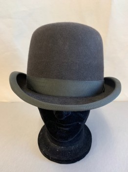 Mens, Historical Fiction Hat , PIERONI BRUNO, Black, Wool, Solid, 7 1/2, Late 1800s Bowler. Well Sized. Grosgrain Trim and Headband, Multiples