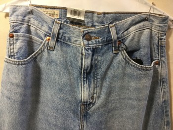 Womens, Jeans, LEVI'S, Blue, Cotton, Solid, W 26, Blue Stone Wash Denim, Top Pckts, Zip Front, 2 Back Patch Pckts 