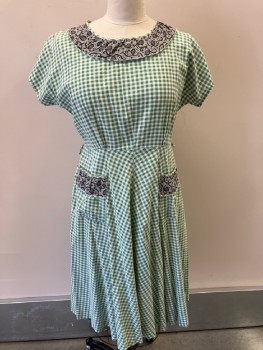 N/L, White, Green, Cotton, Gingham, Round Neck, With Texture Woven  & Pkts, S/S,  , Belt Loops CB Zipper. *Stains At Skirt By Right Pkt,