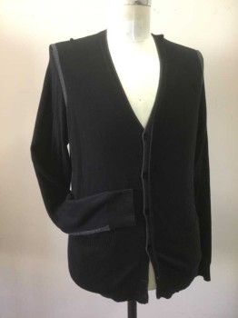 Mens, Cardigan Sweater, 21 MEN, Black, Gray, Acrylic, Cotton, Solid, L, V. Neck Button Front, 2 Pockets, Gray Detail.
