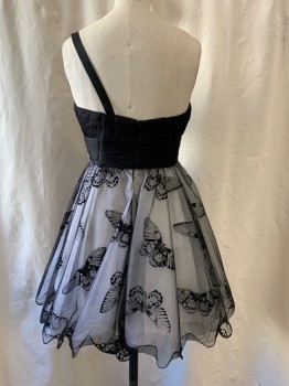 JOVANI, Black, White, Polyester, Color Blocking, Deep Sweetheart Neckline, One Shoulder Strap, Black Diagonal Pleated Bust, Horizontal Pleated Waist, White Tulle Under Skirt, Black Tulle Over Lay with Black Velvet Butterflies, Fit & Flare, Zip Back