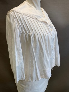 N/L MTO, Off White, Cotton, Diamonds, Made To Order, Self Pattern, 3/4 Sleeves, Button Front, Sailor Collar with Scallopped Lace Trim, Vertical Pintucks at Upper Chest, Square Patch/Mend at Front Hem