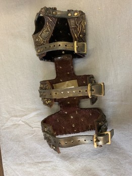 Unisex, Sci-Fi/Fantasy Gauntlets, NO LABEL, Dk Brown, Bronze Metallic, Leather, O/S, 3 Straps and Buckles, Wrinkled Texture, Metal Detailed Buttons,