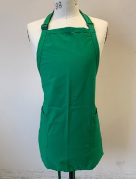 UNCOMMON THREADS, Green, Poly/Cotton, Solid, Twill, 2 Patch Pockets, Adjustable Strap at Neck, Self Ties at Waist