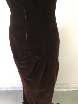 Womens, Evening Gown, VICTOR COSTA, Dk Brown, Tan Brown, Rayon, Fur, Solid, 4, Dark Brown Velvet Fitted Gown with Fox Fur Trim at Scoop Neckline. Zip Center Back, Sleeveless.