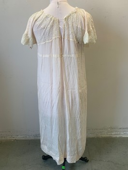 Womens, Sleepwear, FRANKLIN SIMON & CO, Lt Pink, Cream, Silk, Solid, B:38, Crepe De Chine with Cream Lace X Shaped Inset at Bust/Shoulders, Cap Sleeves, Round Drawstring Neck, Empire Waist, Light Green Velvet Bow at Center Front Neck,