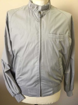 Mens, Windbreaker, MEMBERS ONLY, Lt Gray, Polyester, Solid, 38, Stand Collar Attached W/belt, 3 Pockets, Zip Front, Belt on Shoulder, Long Sleeves, Knit Ribbed Cuffs & Hem