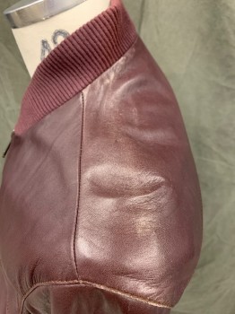 Mens, Leather Jacket, SAKS FIFTH AVENUE, Red Burgundy, Leather, Solid, L, Zip Front, Ribbed Knit Bomber Collar/Waistband/Cuff, 2 Welt Pockets, Yoke *Shoulder Burn*