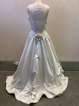 MON CHERI, Pearl White, Champagne, Polyester, Floral, Sleeveless, Lace And Beaded Detail On Bust And Hips With Roses, Mesh Back With Ribbon Strips, Floral Bouquet On Back, Side Zipper, Layered Skirt  Boat Neck,