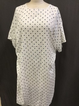 N/L, White, Black, Blue, Poly/Cotton, Dots, Novelty Pattern, White Trim Round Neck,  Raglan Short Sleeves, Open Back with 2 White Ties. (dirty on Neck Trim)