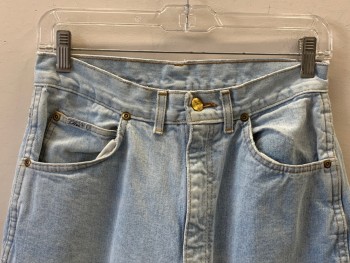 Womens, Jeans, CHIC, Lt Blue, Cotton, Solid, W28, F.F, Top And Back Pockets, Zip Front, Belt Loops,