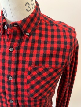 Mens, Casual Shirt, AMERICAN APPAREL, Dk Red, Black, Cotton, Check , S, L/S, B.F., Bttn Down Collar, Chest Pocket, Flannel, Slim Fit, Gray Pearl Buttons