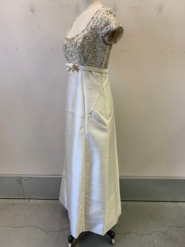 NO LABEL, Pearl White, Silver, Silk, Solid, S/S, Scoop Neck, Beaded Top, Waist Band with Bow, Side Pockets,