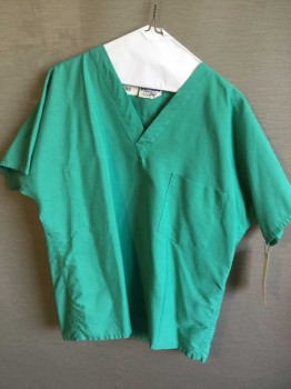 Landau, Emerald Green, Polyester, Cotton, Solid, Short Sleeve,  V-neck, 1 Pocket, See Photo Attached,