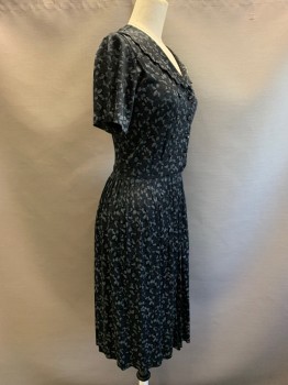 Womens, Cocktail Dress, NO LABEL, Black, Gray, Polyester, Leaves/Vines , W24, B34, S/S, V Neck, Double Breasted, Collar Attached with Diamond Button & 3 Strips, Side zipper