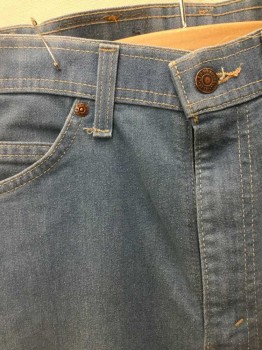 Mens, Jeans, LEVI'S, Denim Blue, Lt Blue, Cotton, Solid, Ins:30, W:32, Tan Topstitching, Zip Fly, Classic Tapered Leg, 5 Pockets, Looped Stitching On Back Pockets,