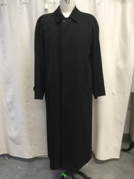 Mens, Coat, Trenchcoat, SANYO NY, Black, Polyester, Cotton, Solid, 40, Single Breasted with Concealed Button closure, Spread Collar, 2 Side Entry Pockets, Long Sleeves, Back Vent,  Belted Cuffs, Below the Knee Length