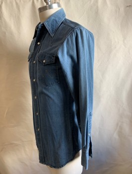 Mens, Western Shirt, WRANGLER, Denim Blue, Cotton, S:32, N:14, Chambray,Tan Top Stitching, L/S, Snap Front, Collar Attached, 2 Pockets with Flaps, Western Yoke