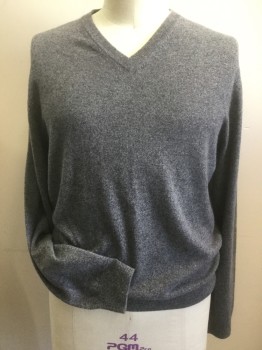 Mens, Pullover Sweater, BLOOMINGDALES, Gray, Cashmere, Heathered, XL, V-neck, Rib Knit Collar Cuffs and Waistband, So Soft