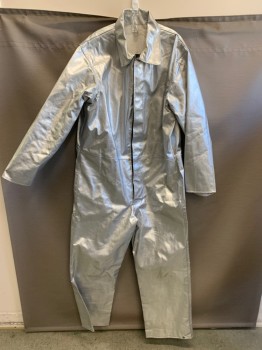 Unisex, Hazmat, Jumpsuit, Aluminized, GENTEX, Silver, Nomex, Solid, L, Velcro Front, Snaps at Wrist and Ankle, Collar, Long Sleeves, Reflect Radiant Heat and Protects Against Sparks
