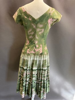 Womens, Dress, SIS ORIGINALS, Olive Green, Pink, Cream, Dk Green, Cotton, Splotches, W24, B34, Round Collar With Notched Neck, Cap Sleeve, Darts At CF, Pleated At Waist, CB Zipper