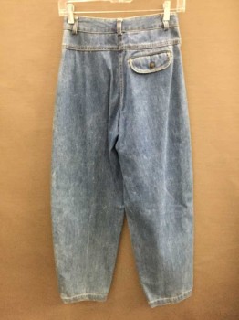 LIZ WEAR, Denim Blue, Cotton, Faded Denim, W/2 Oversized Pockets At Center Front W/ 5 Pockets Total (4 In Front, 1 In Back), Full Thighs That Taper At Leg, Zip Fly,