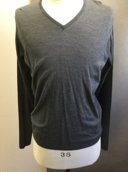 Mens, Pullover Sweater, JOHN SMEDLEY, Heather Gray, Wool, Solid, M, V-neck,