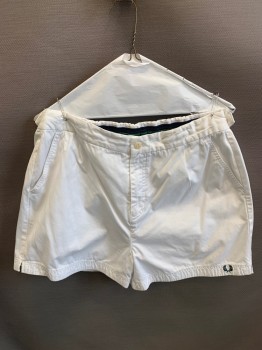 Womens, Shorts, FRED PERRY, White, Cotton, Solid, L, Zip Front, 3 Buttons, Button Waistband, Side Button Adjusters, Olive Leaf Medallion Logo