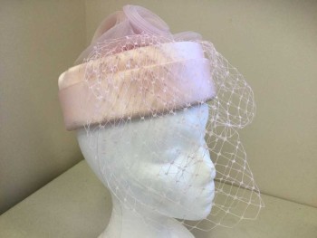 STYLE RITE HAT CO, Ballet Pink, Acetate, Net Veil, Trio of Flowers Out of Horsehair, Pillbox