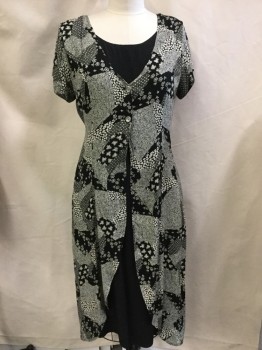 NO LABEL, Black, Cream, Rayon, Polyester, Floral, Paisley/Swirls, Black with Cream Floral/paisley Print Block, V-neck, Solid  Black Insert Front, Cap Sleeves, 2 Button Front ( Missing 1 Bottom Button), 3/4 Length, Zip Back, Short Attached Self Tie Back