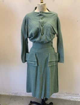 Womens, 1930s Vintage, Top, N/L, Dusty Green, Cotton, Solid, B:36, Flannel, Long Dolman Sleeves, Round Neck, Button Front, Thin Bateau Neck, Darts at Waist, Raw Edge at Hem, Goes with Skirt (CF033496)