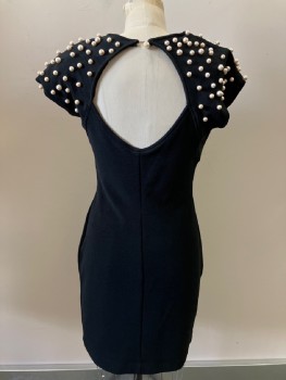 LISARO & CO, Black, Polyester, Solid, CN, S/S, Pearl Beads On Sleeves, Round Back Cut Out, Shoulder Pads
