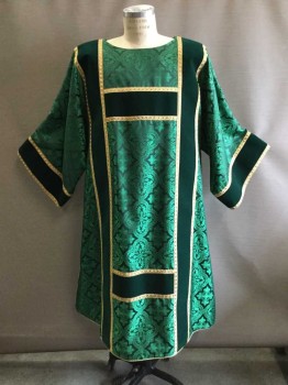 Unisex, Chasuble, THE HOUSE OF HANSEN, Green, Gold, Polyester, Rayon, Floral, O/S, Christian Chasuble Robe Green Floral Medallion Brocade With Gold Trim And Dark Green Velvet Inlay,wide Jewel Neckline, Long Sleeves, Length From Bavck Of Neck To Hem - 46"
