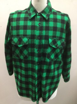 Mens, Casual Shirt, L.L.BEAN, Green, Black, Wool, Nylon, Check , L, Green and Black Buffalo Check, Heavy Wooly Texture, Long Sleeve Button Front, Collar Attached, 2 Pockets with Button Flap Closures, **Triples**