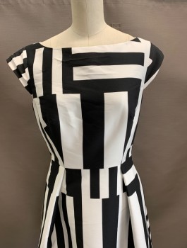 Womens, Dress, Short Sleeve, KATE SPADE, Black, White, Polyester, Geometric, 4, Cap Sleeve, Princess Darts, Cut Out Back Detail with Bow Accents at CB. Side Seam Zipper, Pockets at Side Seam.
