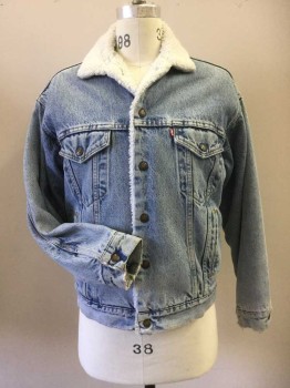 Mens, Jean Jacket, LEVI'S, Lt Blue, Cotton, Polyester, Solid, M, with Off White Polyester Fleece, Snap Front Closure