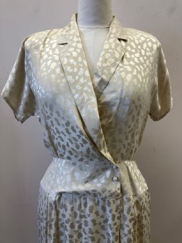 ADRIANNA PAPELL, Champagne, Silk, Animal Print, C.A., Notched Lapel, S/S, Crossover, 3 Self Covered Buttons, Half Belt, Elastic Waist Band