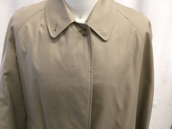 Mens, Coat, Trenchcoat, BURBERRY'S, Tan Brown, Cotton, Polyester, Solid, 42 S, Flat Front, 2 Pockets with Tan Buttons , 1 Back Vent , Invisible Front Buttons, Cuff Epaulets