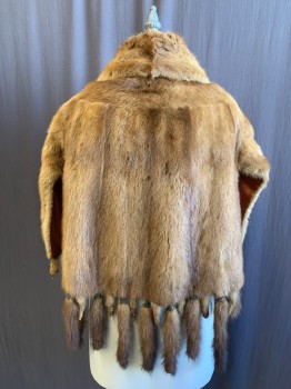 Womens, Fur, ARILABAUGH, Brown, Fur, O/S, Stole, Shawl Collar, 1 Large Fur Covered Button/Loop, Tortoiseshell Loop Closure, Fringe Made of Paws and Tails