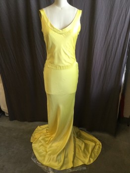 Womens, Evening Gown, FOX 92, Yellow, Silk, Solid, W:28, B:32, 1" Wide V-neck & Straps, Dark Yellow Lining, 1" Seams Waist, Cut-out Criss-cross Back, Side Zip,