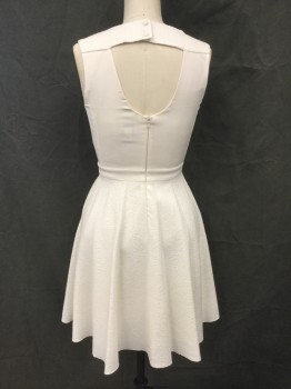 REISS, White, Viscose, Polyester, Solid, Ornate Textured Knit, Scoop Neck, Solid Woven Midsection/Waistband, Keyhole Back, 2 Buttons at Back Neck, Zip Back, 2 Pockets, Knee Length