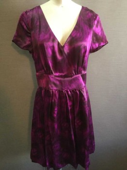 BANANA REPUBLIC, Purple, Violet Purple, Silk, Abstract , Floral, Satin, Short Sleeve,  V-neck, Center Back Zipper,