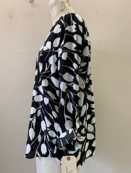 SIMPLY STYLED, Black, White, Polyester, Floral, Tulip Print, Button Placket, V-neck, Long Sleeves, 2 Faux Pockets with Silver Stud Detail